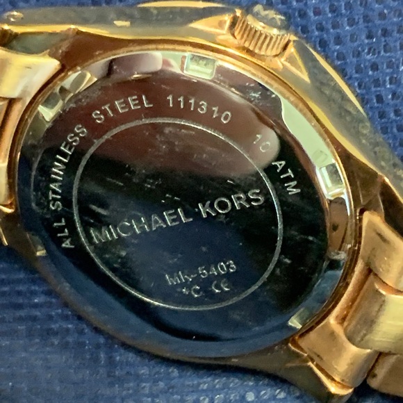 Michael Kors Watch - Picture 3 of 3